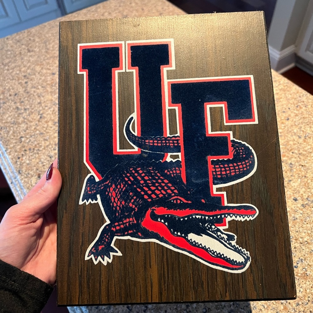 UF Gators Wall Decor